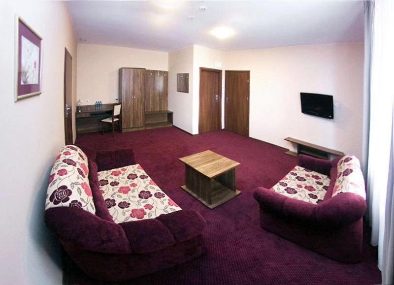 Łomża Hotel Belfort الغرفة الصورة