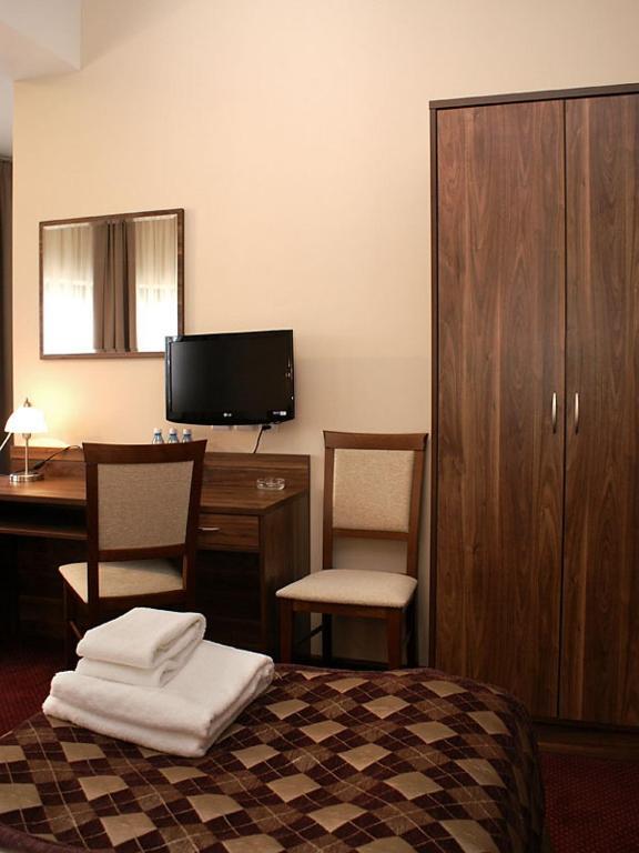 Łomża Hotel Belfort الغرفة الصورة